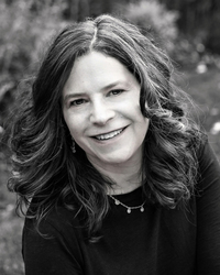 Mindy Uhrlaub