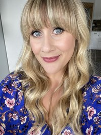 Rosalyn Briar profile picture