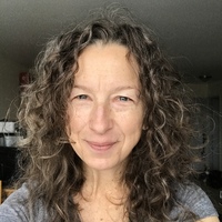 Ania Szado profile picture