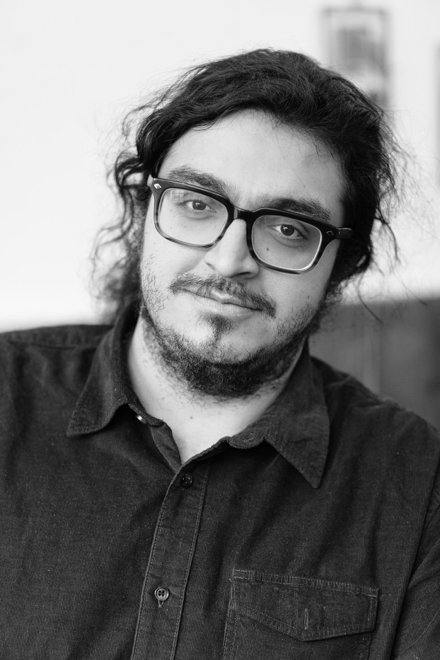 Arash Azizi (Translator of جسارت امید)