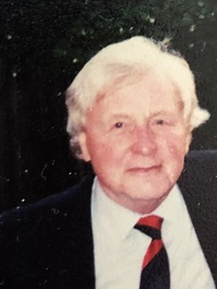 Geoffrey  Davison