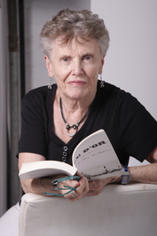 Mary Lou Dickinson profile picture