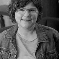Sara Zarr profile picture