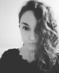 Suzanna Stone profile picture