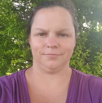 Kim    Ward