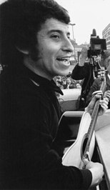 Víctor Jara profile picture
