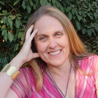 Meg Chronis profile picture