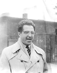 عباس زریاب‌خویی