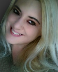 Nadine Stenglein profile picture