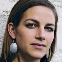 Esther Maria Magnis profile picture