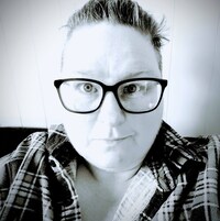 S.L. Davies profile picture