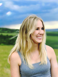 Sinéad   Flynn profile picture