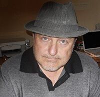 Robert     Miller