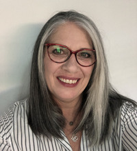 Debra St. James profile picture