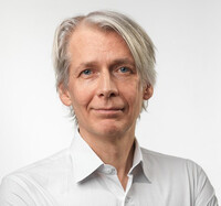 Nils  Hoffmann