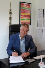 Graham   Bartlett