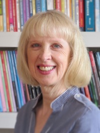 Ann Gravells