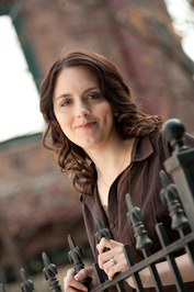 Amy  Lark