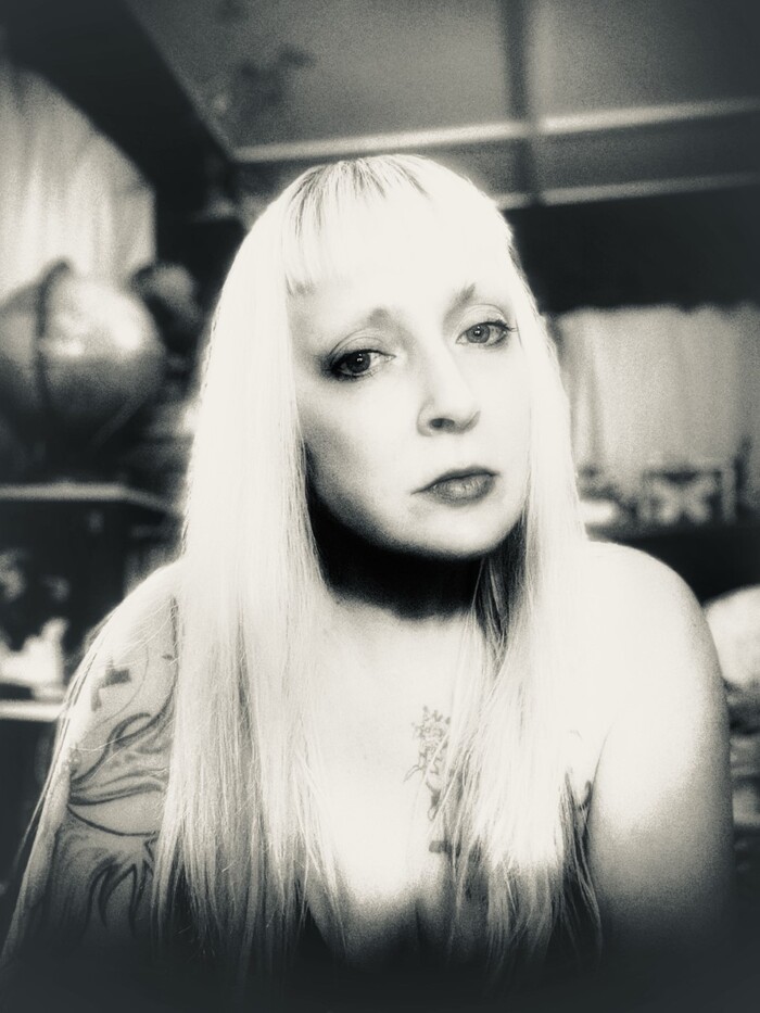Donna Lynch (Contributor of Found)
