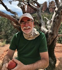 Michael      Norton