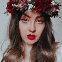 Holly Rhiannon profile picture