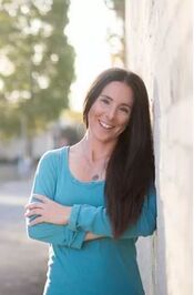 Laura Holt profile picture