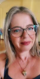 Kate Bizos