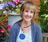 Noelle  Johnson