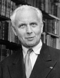 Louis Aragon profile picture