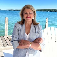 Jane    Wolfe profile picture