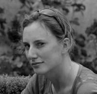 Jane        Thomas