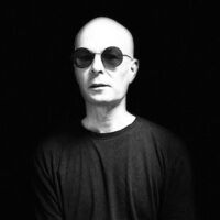 Ian  Abraham