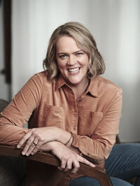 Erika Bolstad profile picture