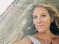 Sarah Forester Davis profile picture