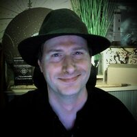 Erik  Mercer
