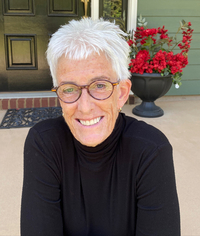 Donna     Brown