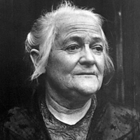 Clara Zetkin profile picture