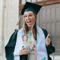 Liz Plum profile picture