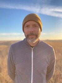 Jon Niccum