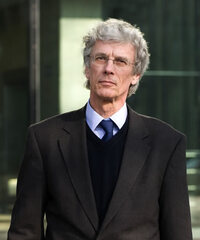 Helmut König