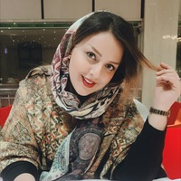 شقایق لامعی