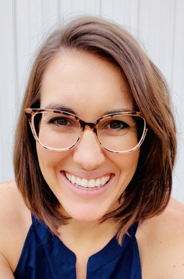 Katie Nelson (Author of A Coastal Crush)