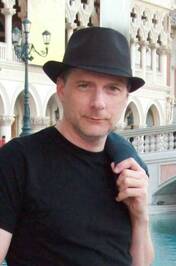 Simon  Hartwell