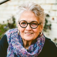 Anna Jean Mayhew profile picture