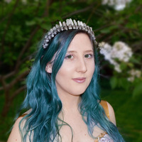 Ellie Evaris