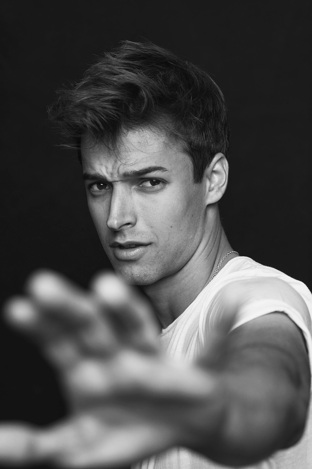 Antonio Hidalgo (Author of Tan cerca de ti)