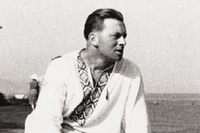 Гелій Снєгірьов