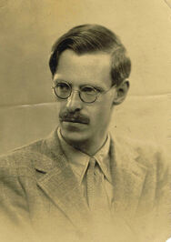 R. Crombie Saunders