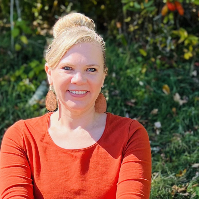 Alisha Jones (Author of Hope Renewed)