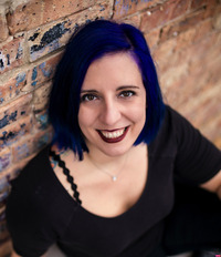 Elizabeth Holden profile picture